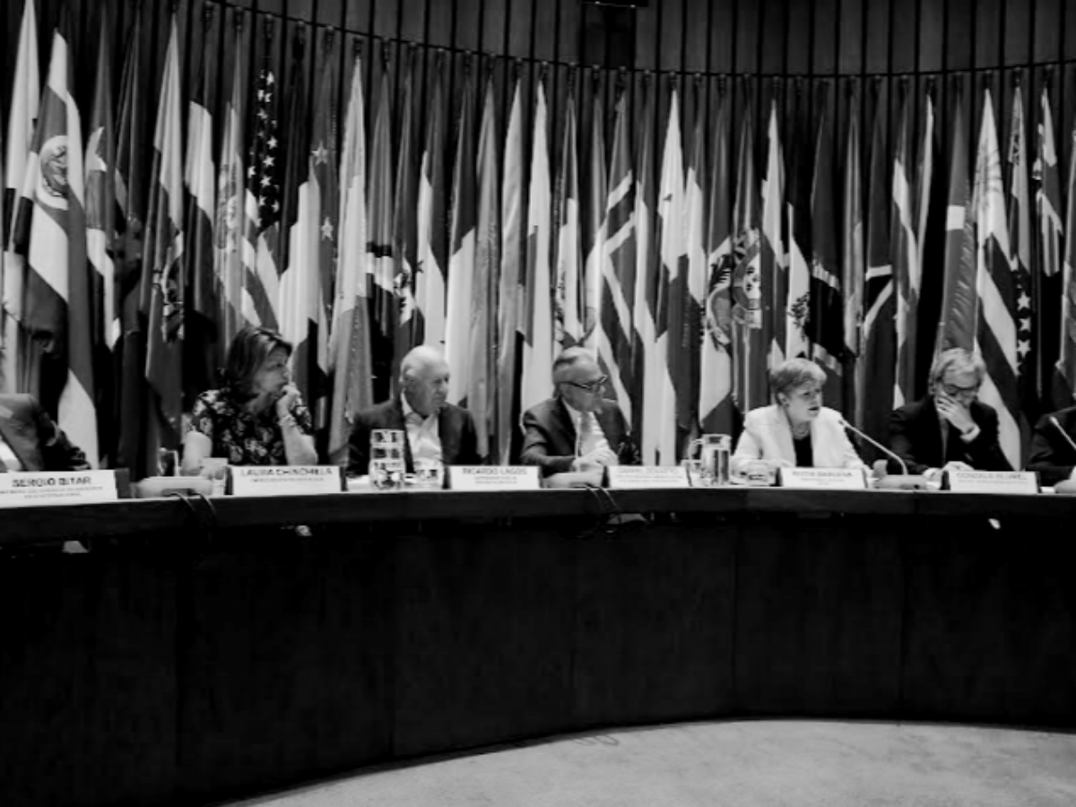 Alertan sobre el estado crítico de la democracia en 2024