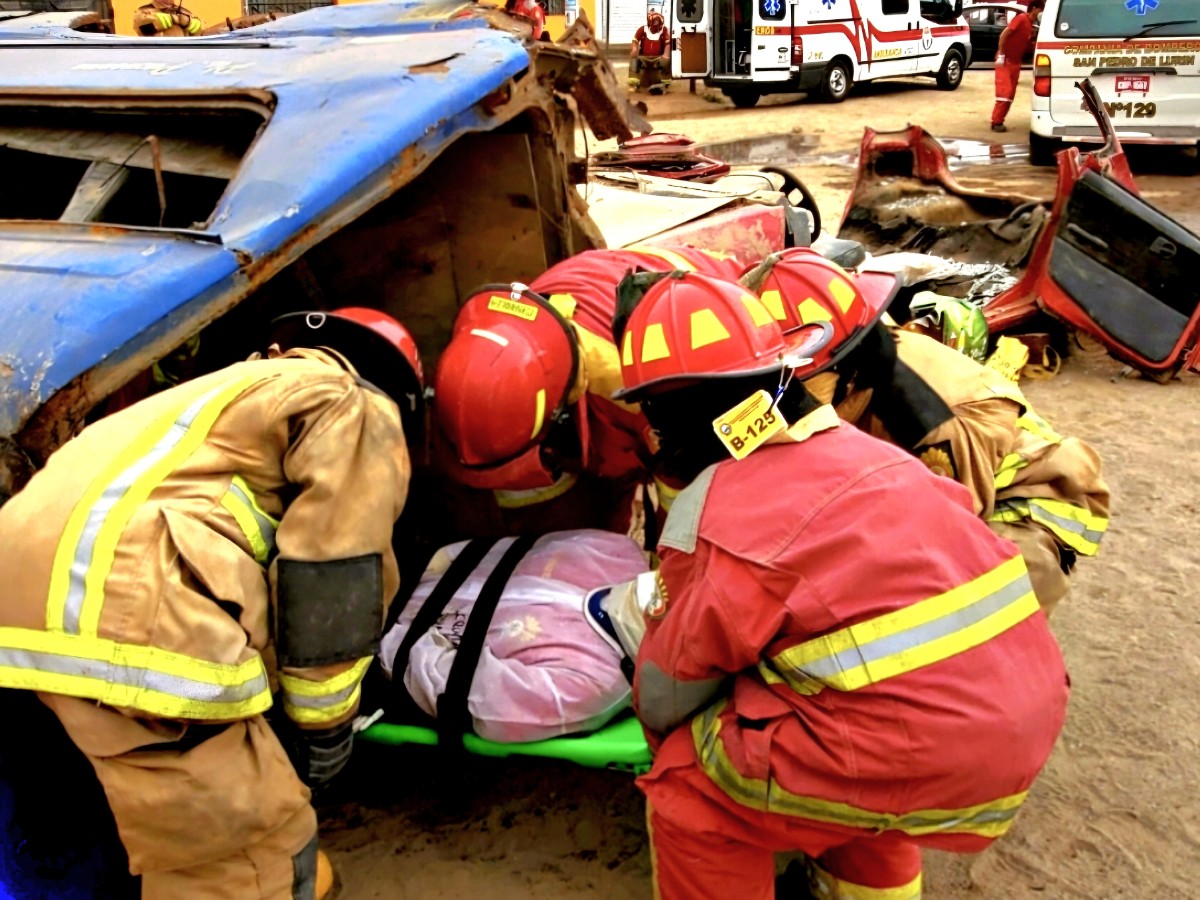 Dictan capacitación nacional en rescate vehicular
